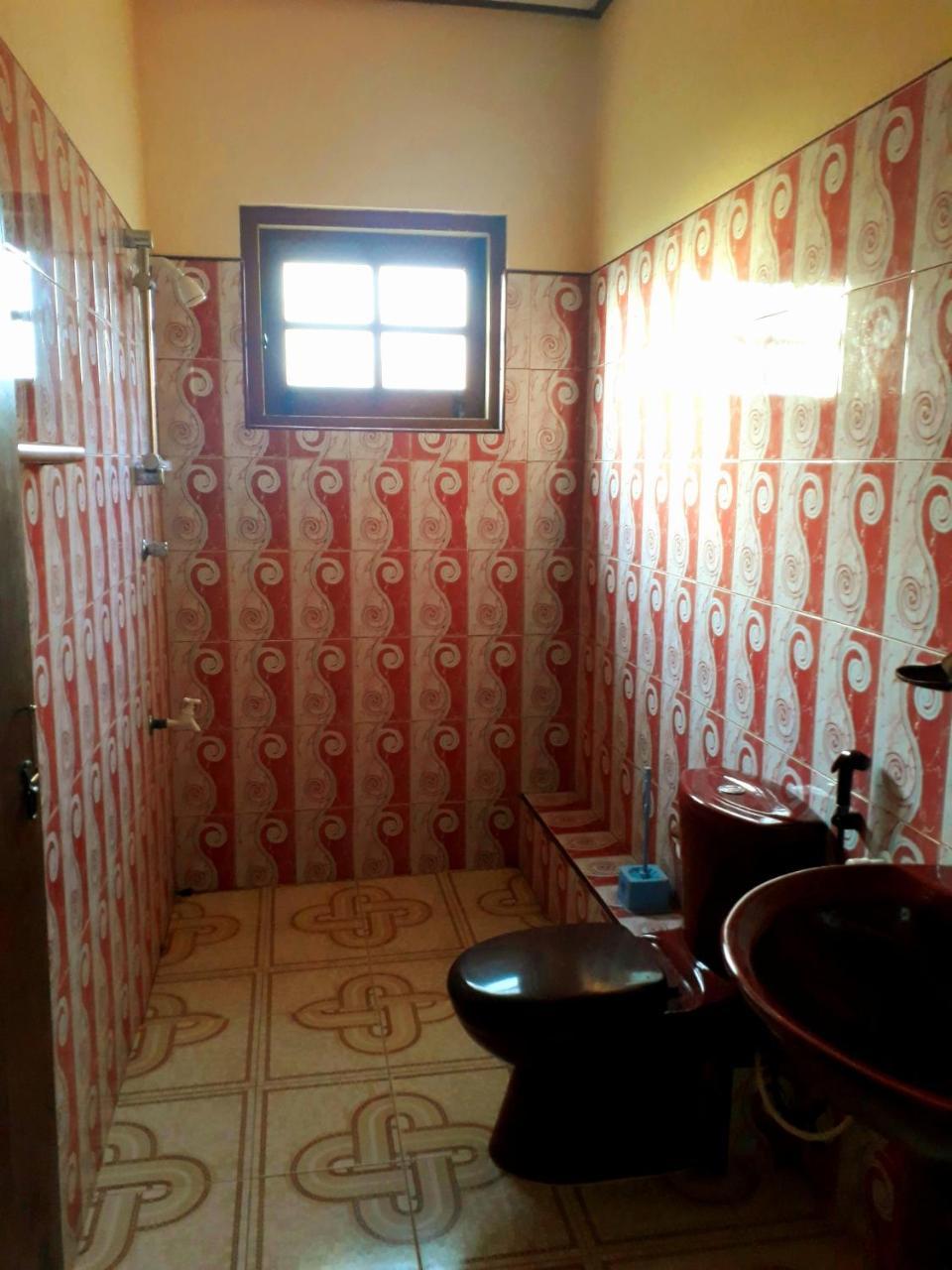 Guesthouse Sunshine Aluthgama Exteriör bild