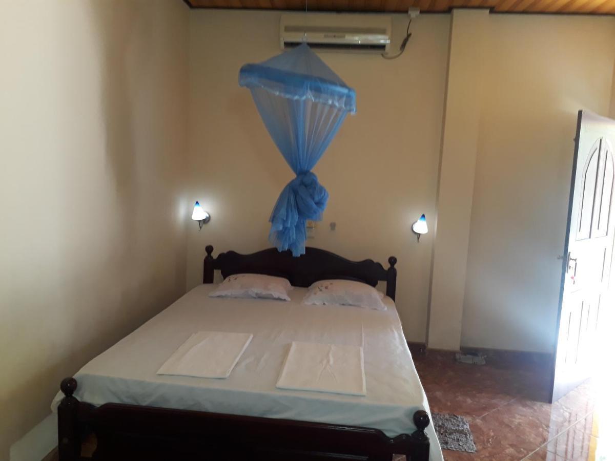 Guesthouse Sunshine Aluthgama Exteriör bild